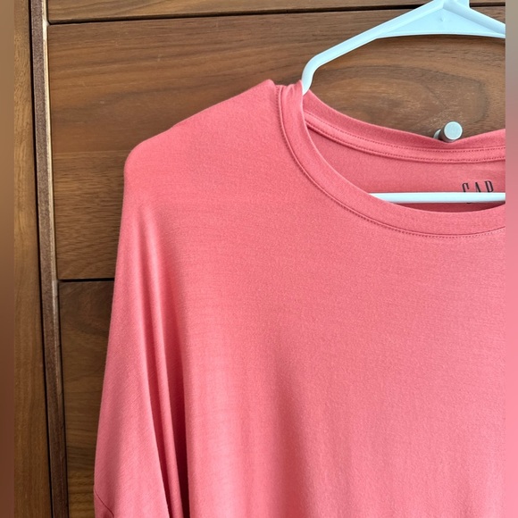 Gap Pink Crewneck - Picture 4 of 7
